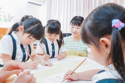 愛輝幼稚園の社員 幼稚園教諭 幼稚園の求人情報イメージ1